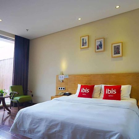 Готель Ibis Chuzhou 1912 Екстер'єр фото
