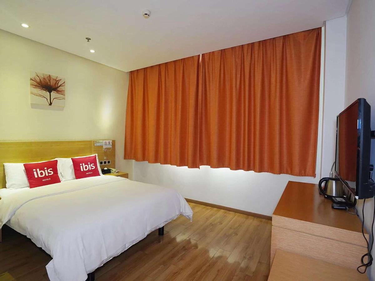 Готель Ibis Chuzhou 1912 Екстер'єр фото