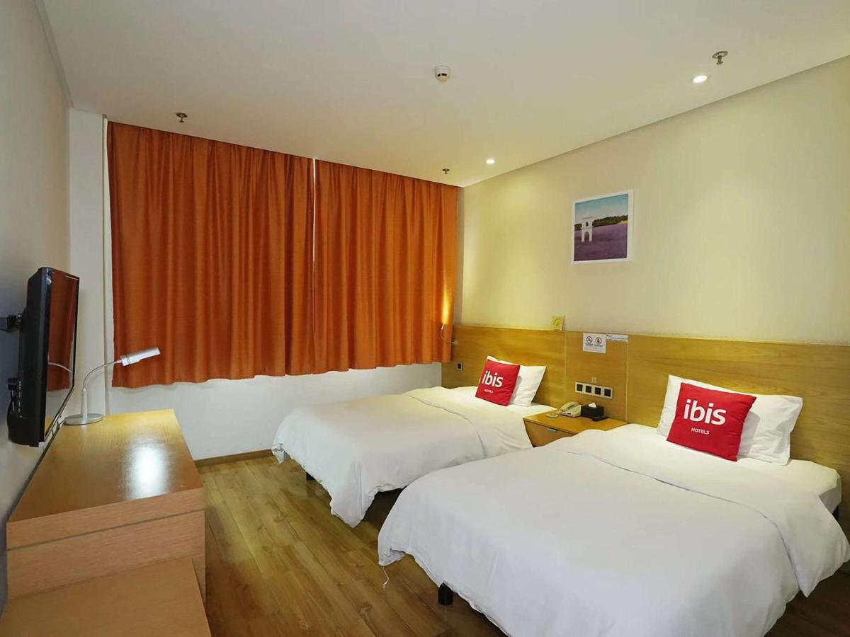 Готель Ibis Chuzhou 1912 Екстер'єр фото