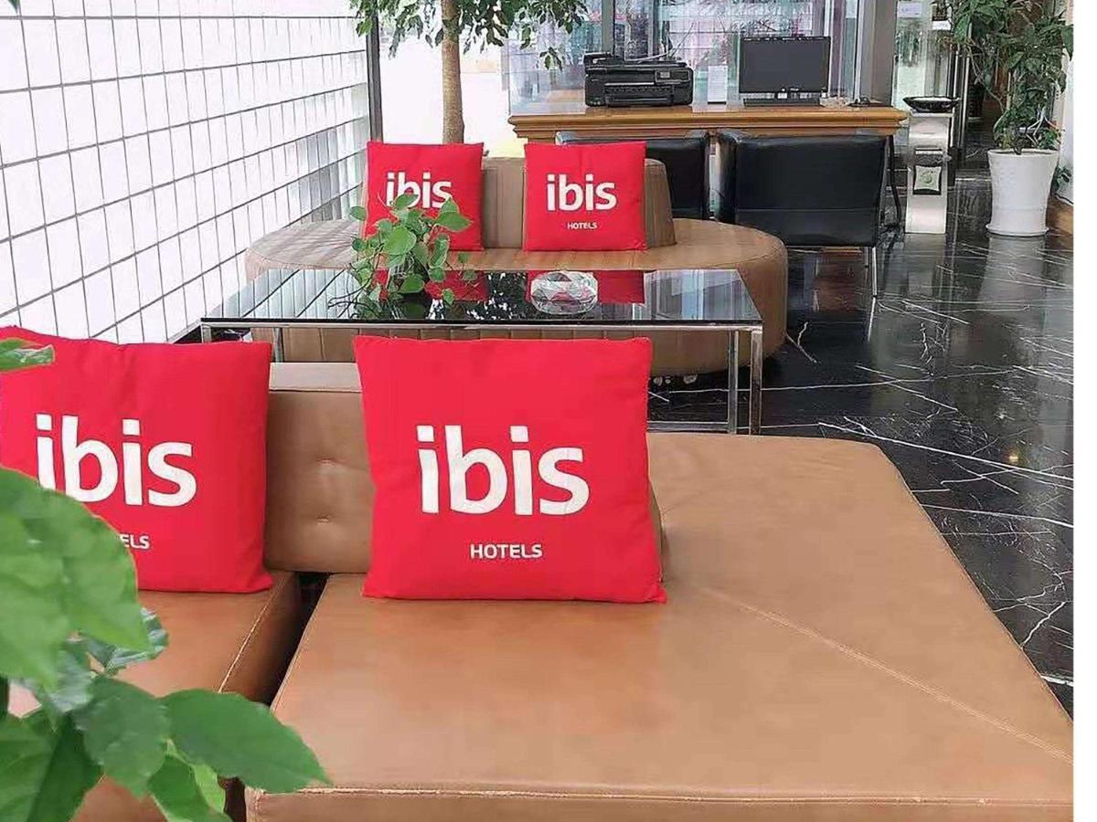 Готель Ibis Chuzhou 1912 Екстер'єр фото
