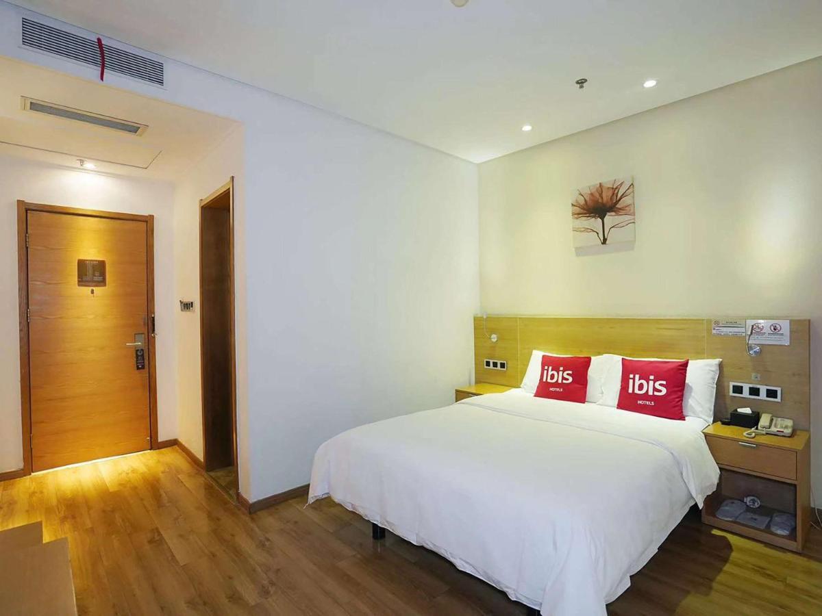 Готель Ibis Chuzhou 1912 Екстер'єр фото